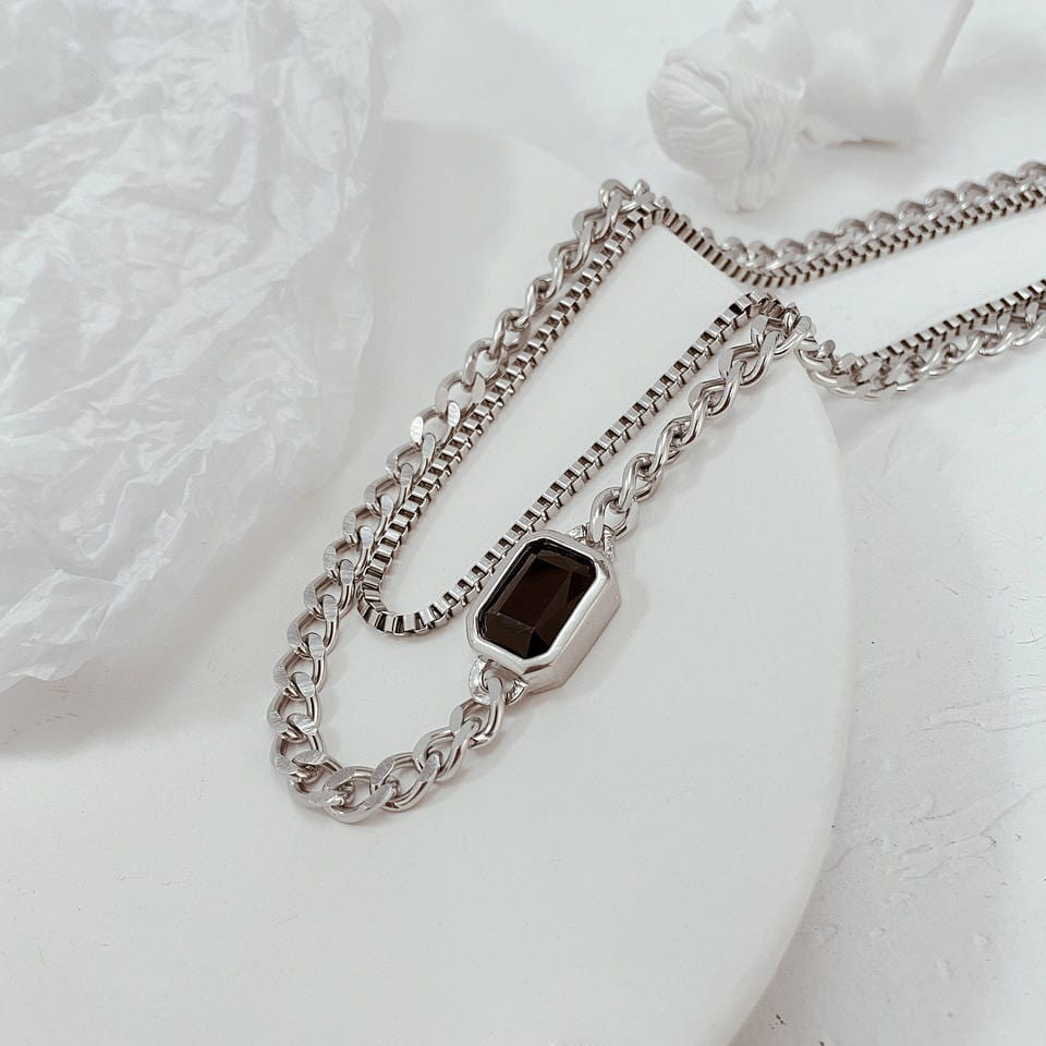 Multilayer Black Gem Necklace